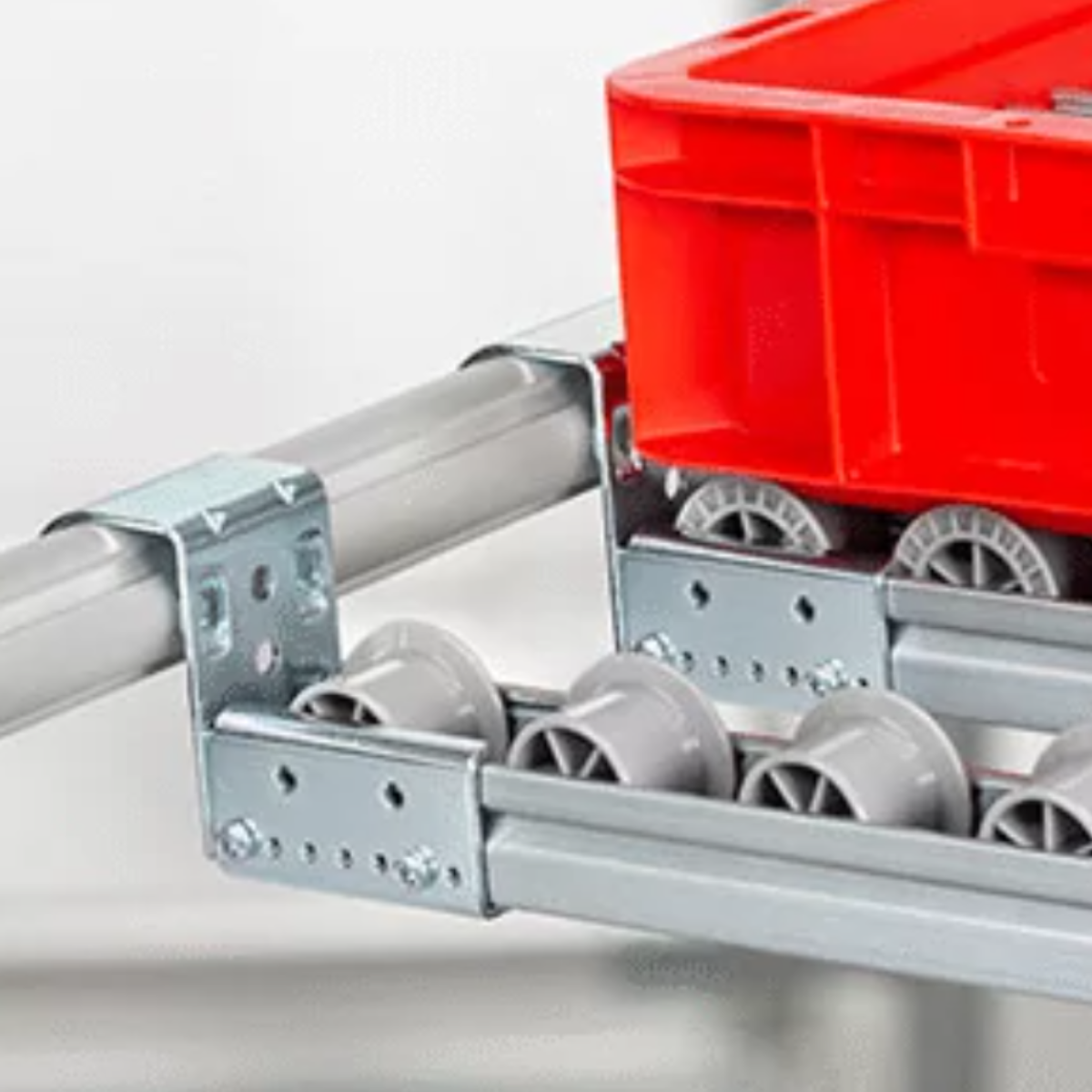 Carril de roldanas con tope /Roller Conveyor Fastening Bracket with Stop